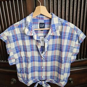Gap Button Up Cropped Blouse M Nwt